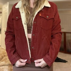 Dark red corduroy winter jacket size: S (Nancy stranger things season 1)